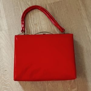 Vintage Dover red patent leather purse